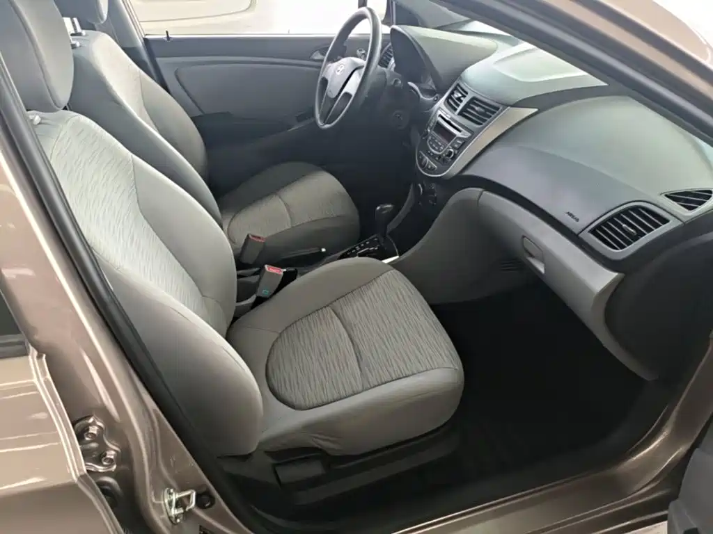 Hyundai Verna — миниатюра 25
