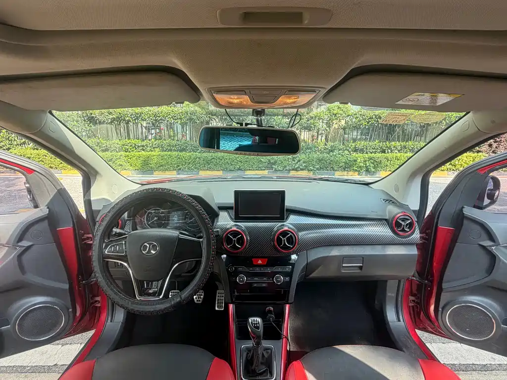 BAIC Senova X25 — миниатюра 19