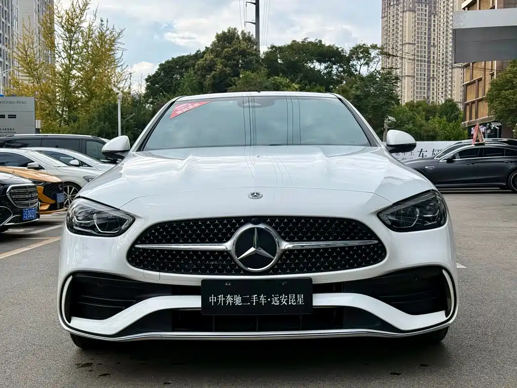 Mercedes-Benz C-Class — миниатюра 2