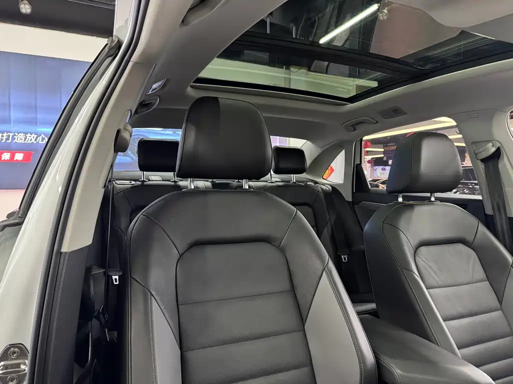 Volkswagen Sagitar — миниатюра 11