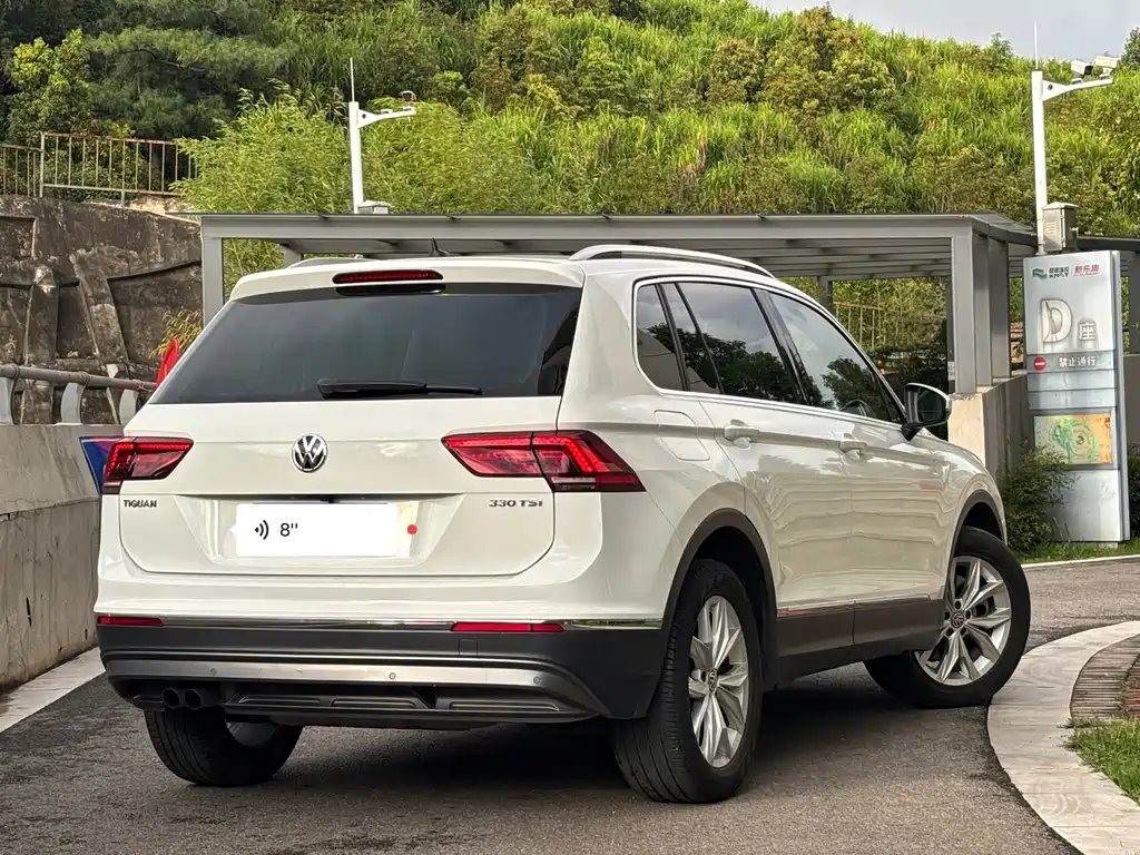 Volkswagen Tiguan — миниатюра 5