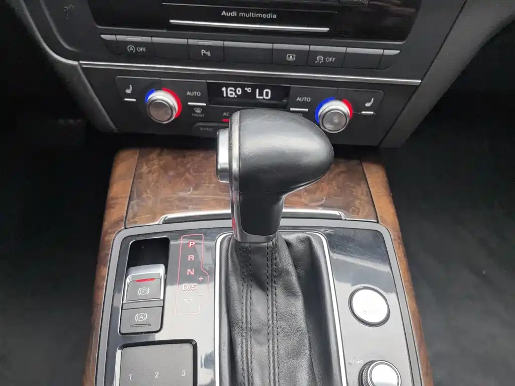 Audi A6L — миниатюра 13