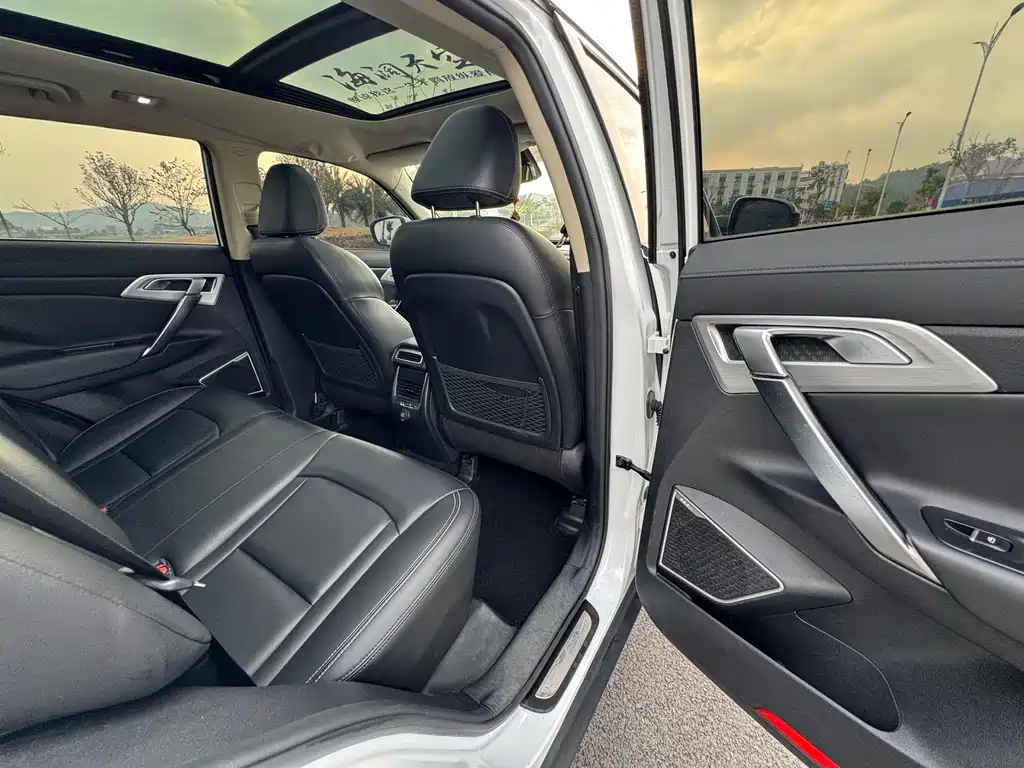 GEELY AUTOMOBILE BOYUE