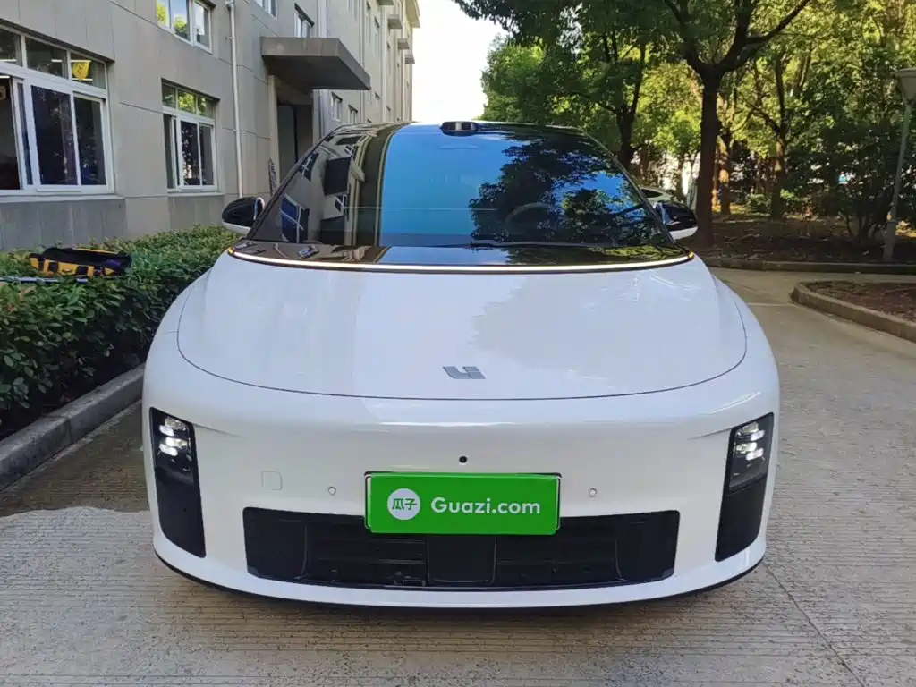 Li Auto Идеальный i6 — миниатюра 3