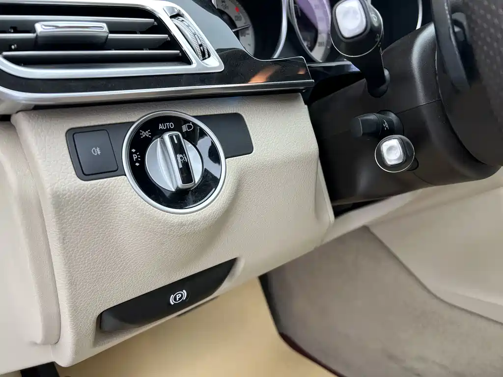 Mercedes-Benz E-Class E 2014 E 260 L Sport
