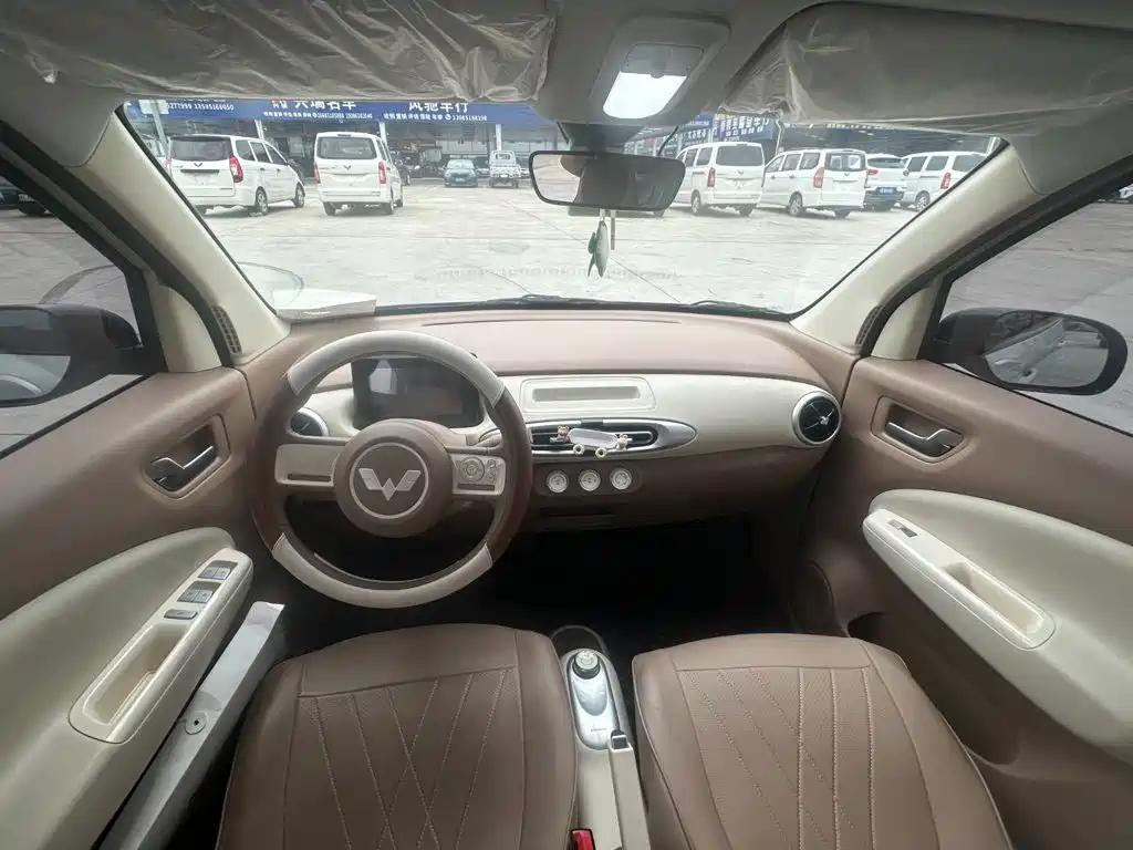 Wuling MINIEV — миниатюра 10