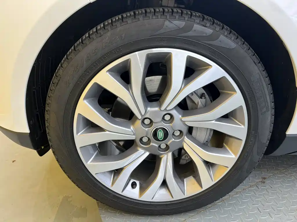 Land Rover Range Rover — миниатюра 10