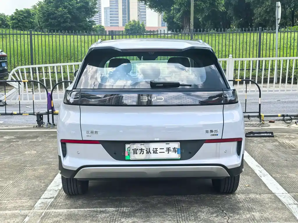 BYD Морской лев 05 EV — миниатюра 16