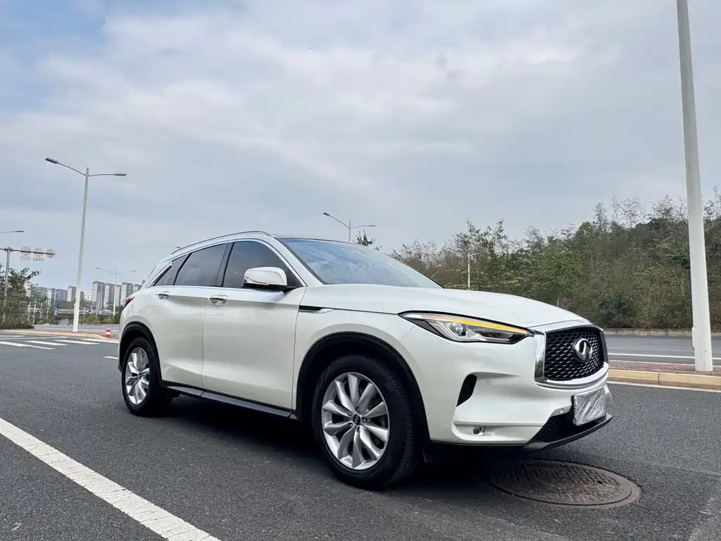 INFINITI QX50