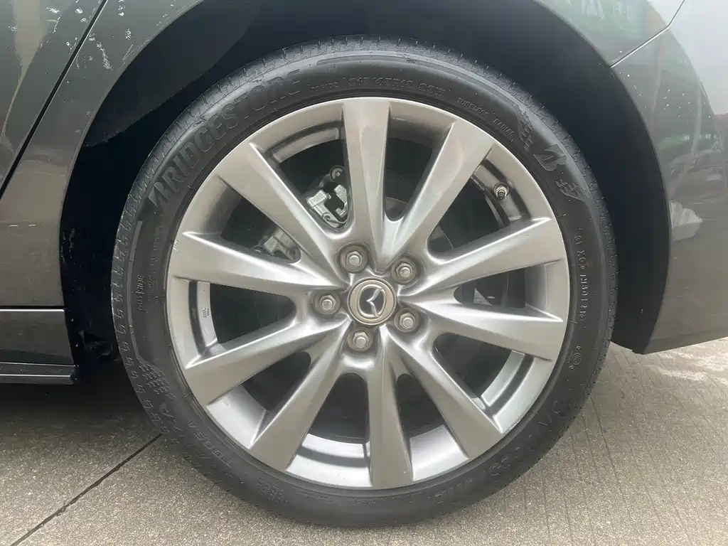 Mazda 3 Axela — миниатюра 14