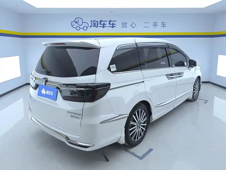 Honda Elysion — миниатюра 3