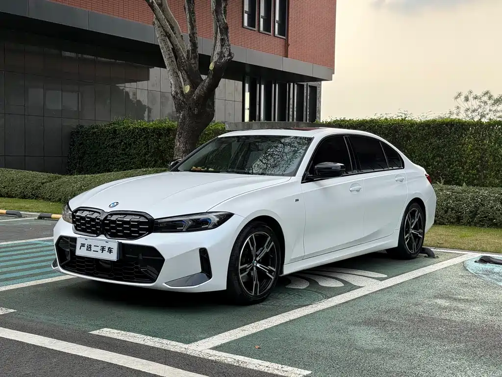 BMW 3 Series 2023