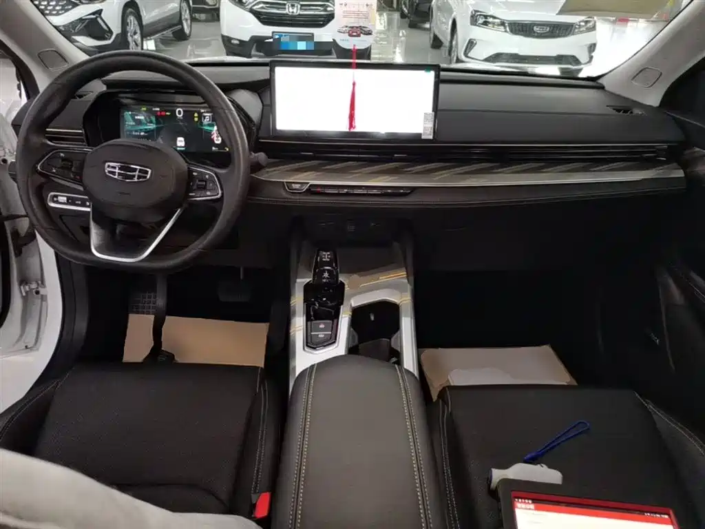 Geely Emgrand L HiP L HiP 2024 Champion 1.5TD-DHT Pro 100KM