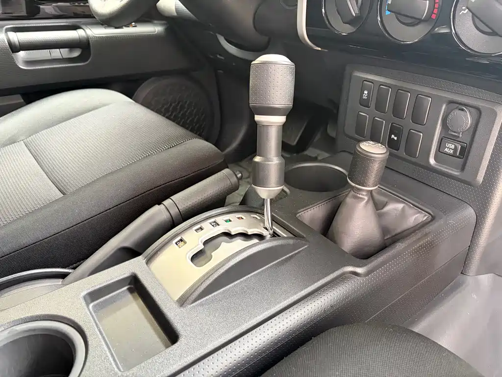 Toyota FJ Cruiser — миниатюра 22