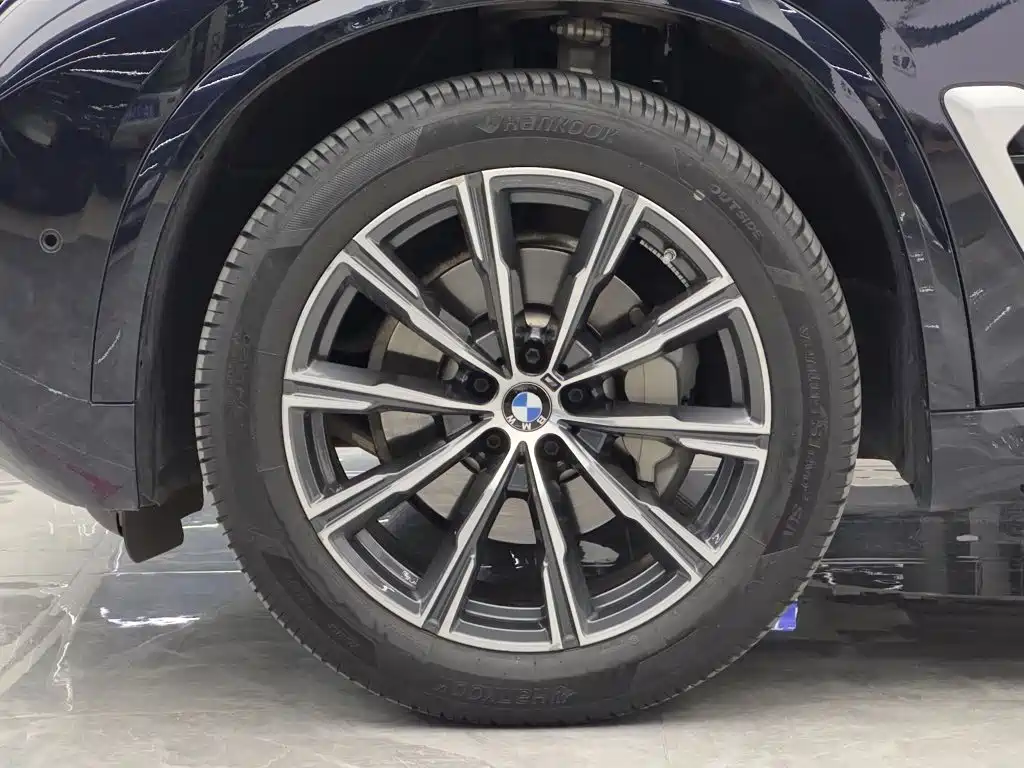 BMW X5 — миниатюра 4