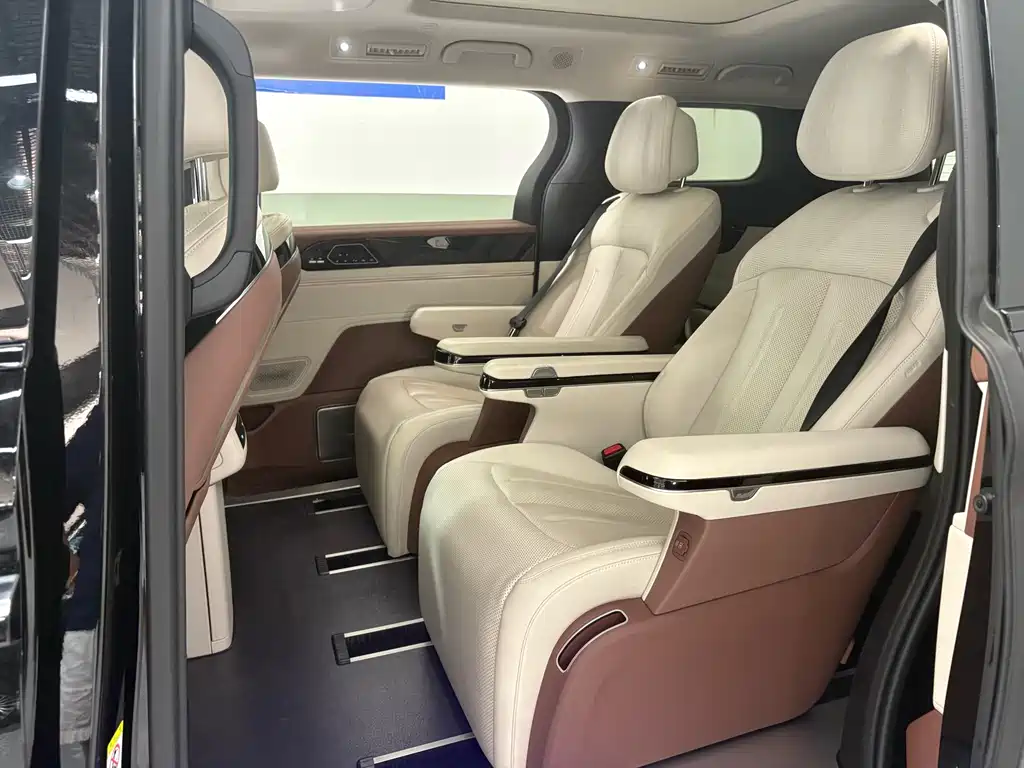 BYD Xia — миниатюра 8