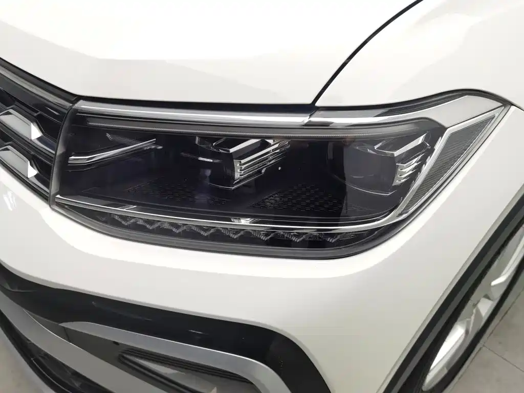 Volkswagen T-Cross — миниатюра 7