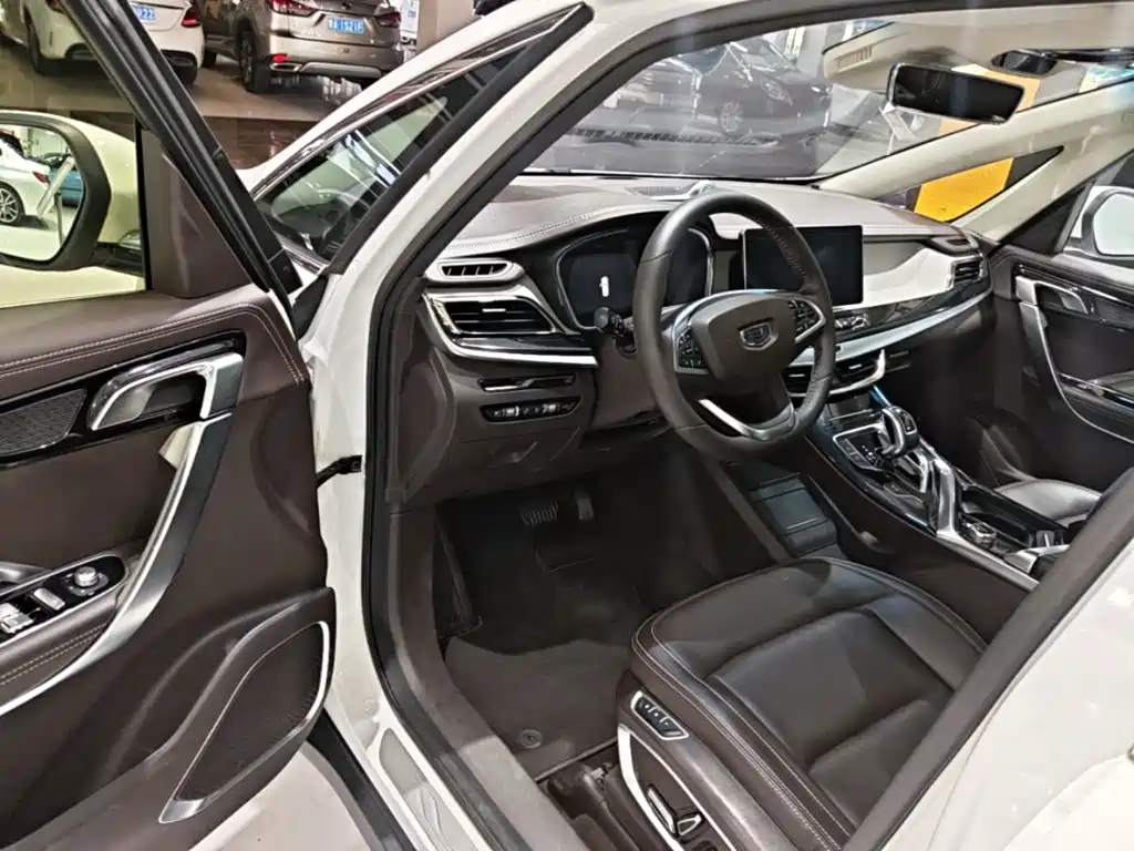 Geely Jia Ji — миниатюра 16