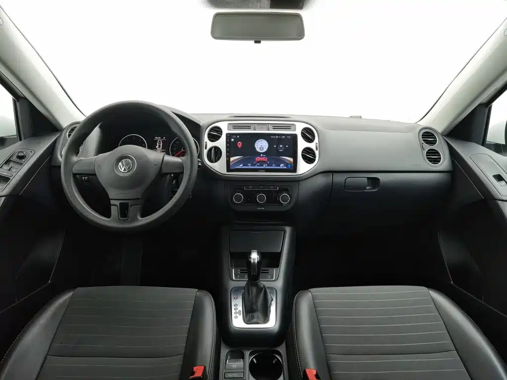 Volkswagen Tiguan — миниатюра 5