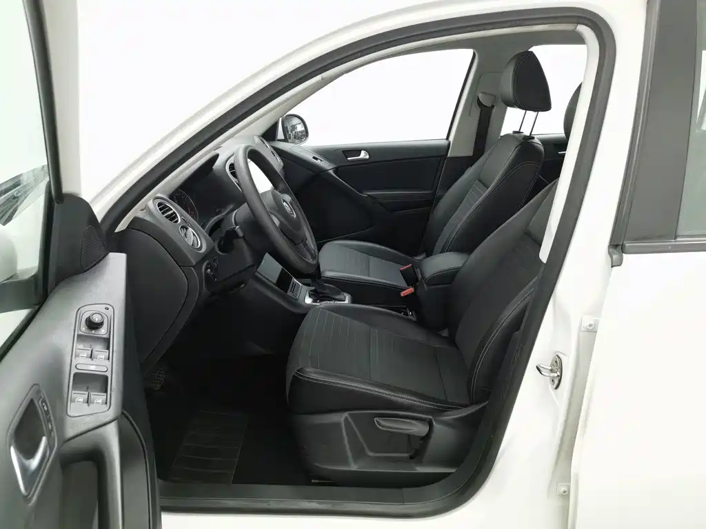Volkswagen Tiguan — миниатюра 10