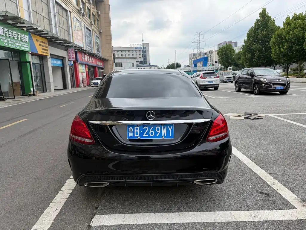 Mercedes-Benz C-Class — миниатюра 5