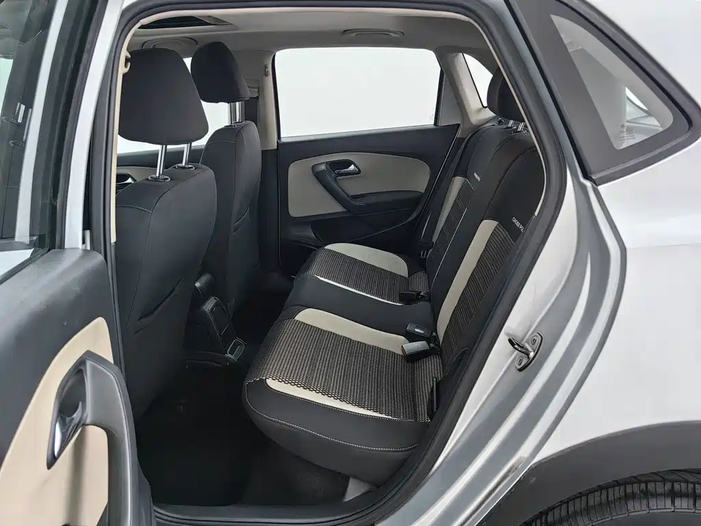 Volkswagen Polo — миниатюра 15