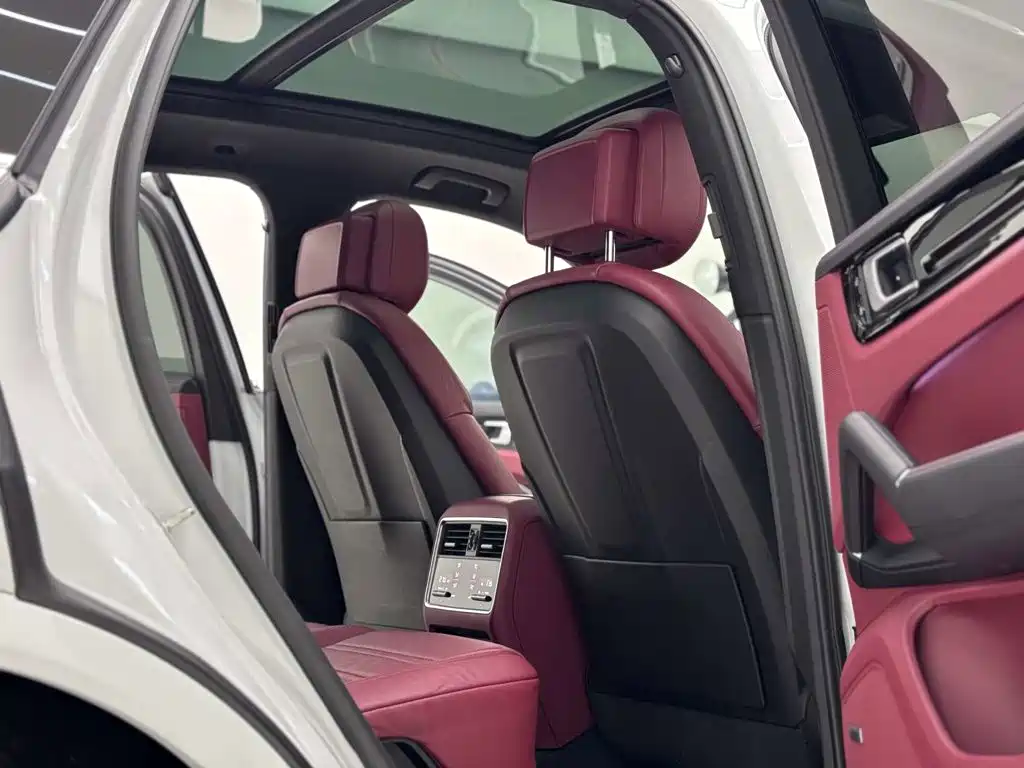 Porsche Cayenne — миниатюра 30