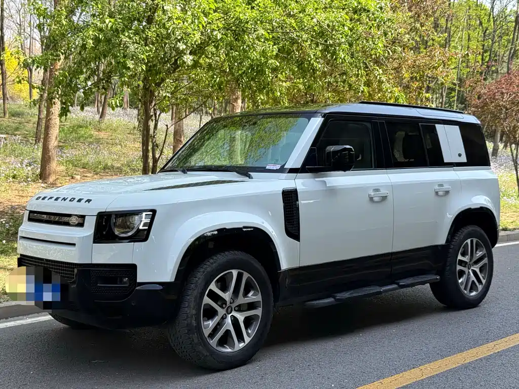 Land Rover Defender 2020