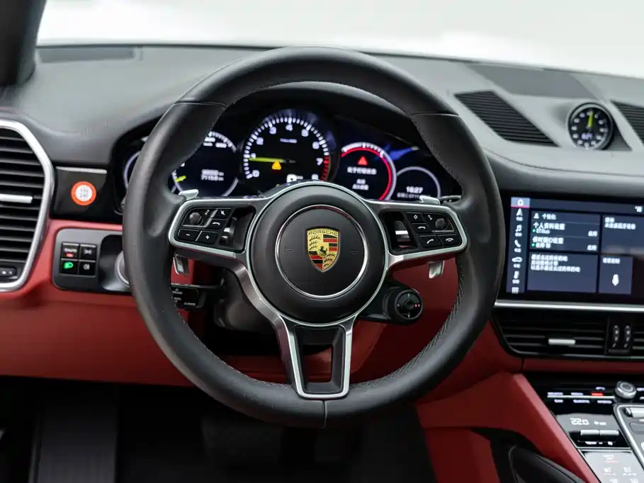 Porsche Cayenne Hybrid — миниатюра 13