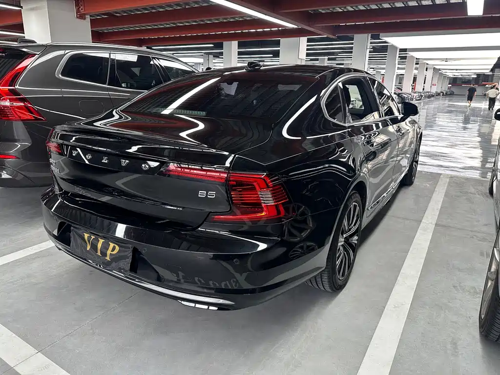 Volvo S90 — миниатюра 19