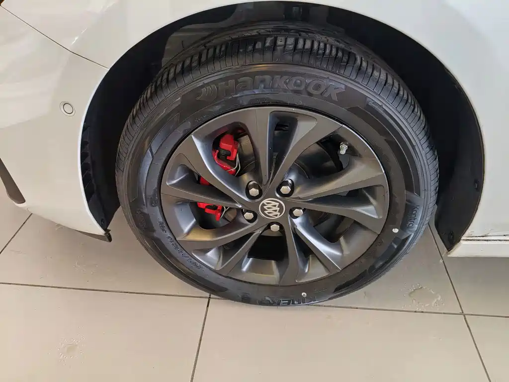 Buick Verano — миниатюра 22