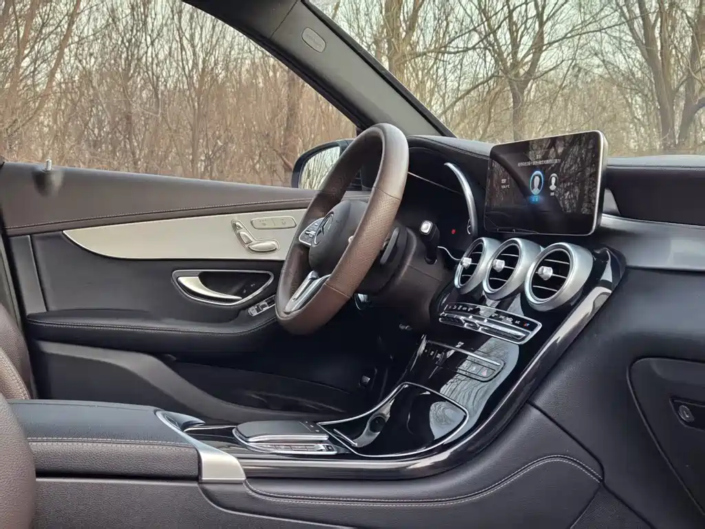 Mercedes-Benz GLC 2021 GLC 260 L 4MATIC
