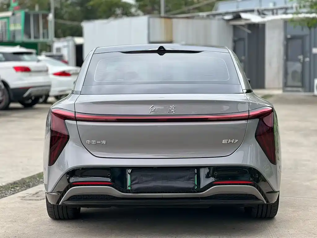 Hongqi Hongqi EH7 — миниатюра 9