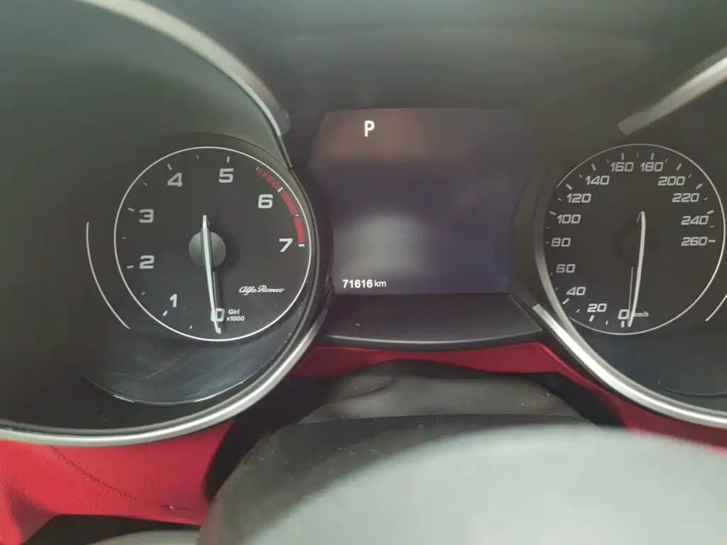 Alfa Romeo Stelvio — миниатюра 5