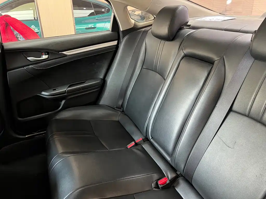 Honda Civic — миниатюра 21