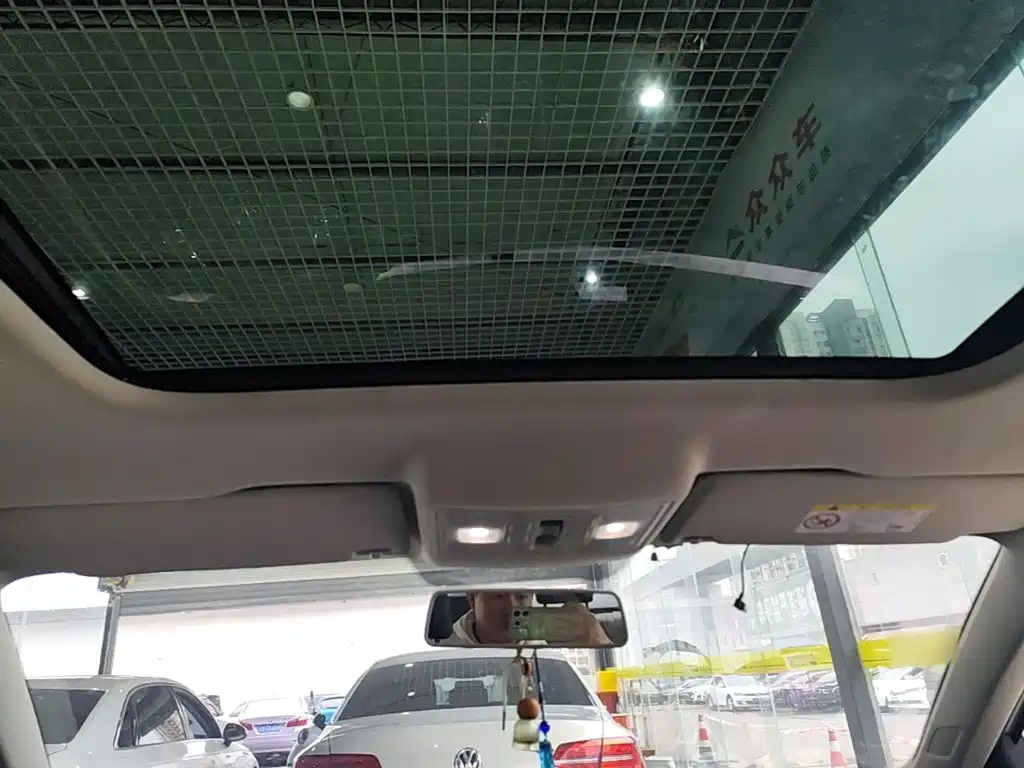 Volkswagen Lavida — миниатюра 18