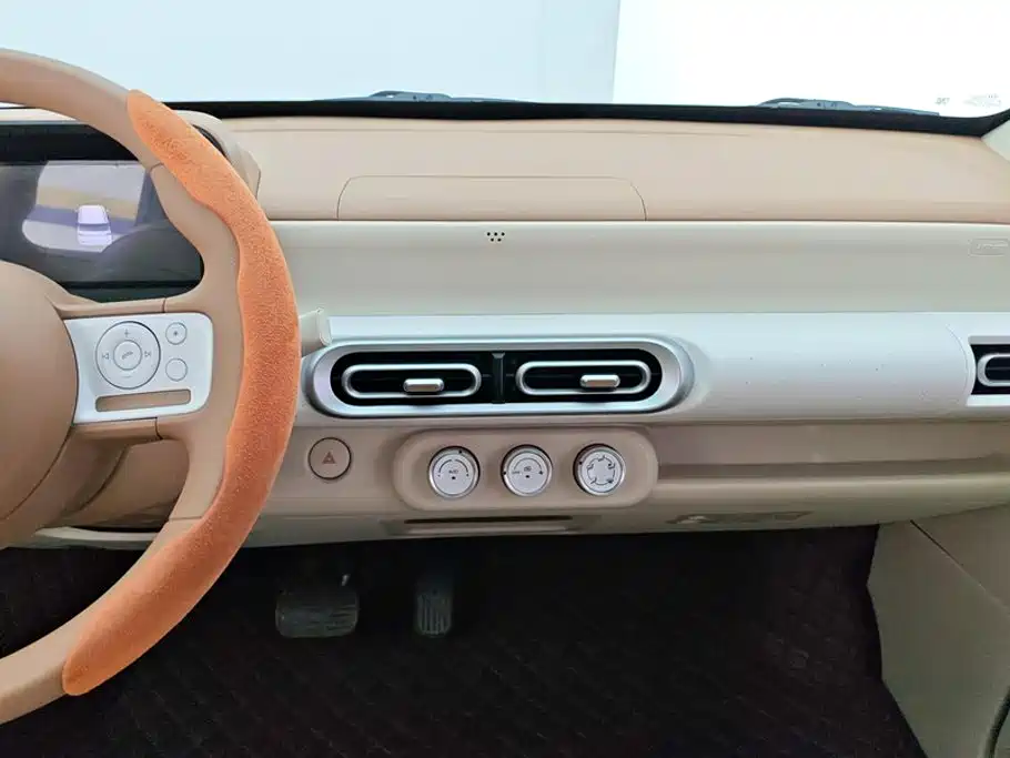 Wuling MINIEV — миниатюра 13