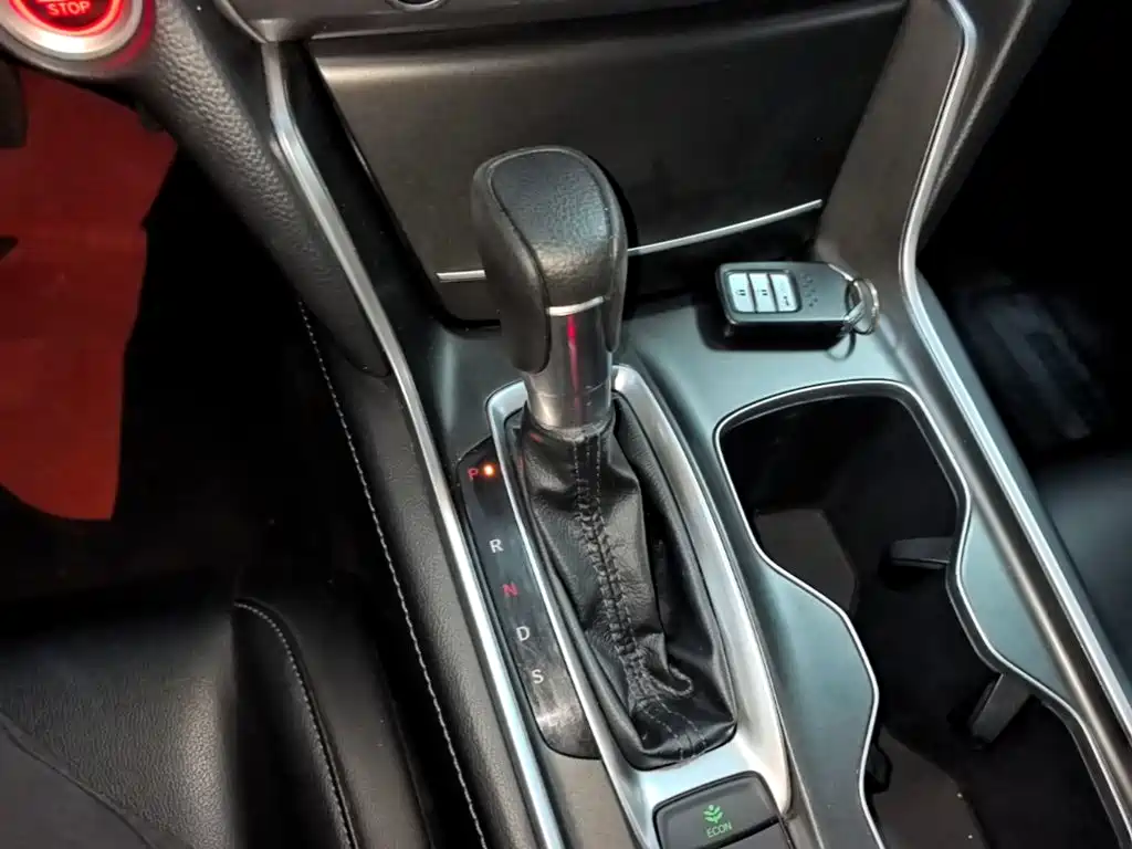 Honda Accord — миниатюра 14