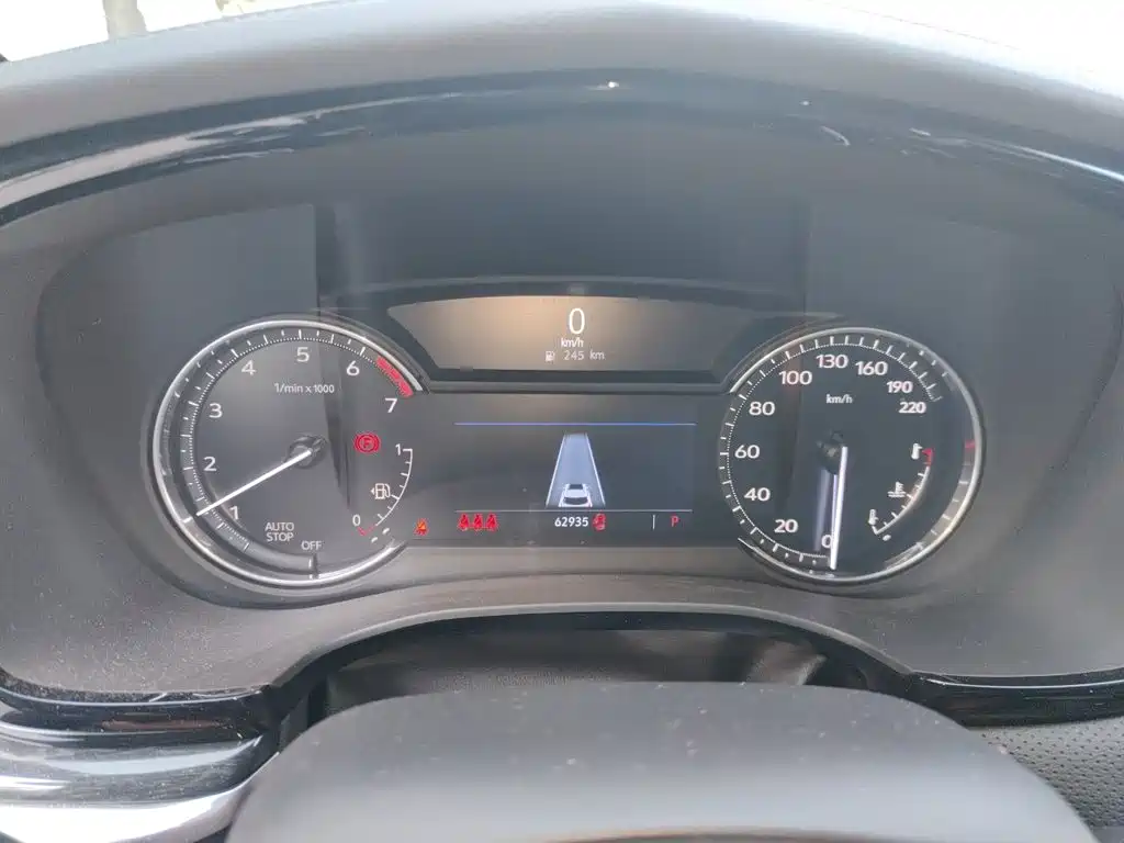 Cadillac XT5 — миниатюра 7