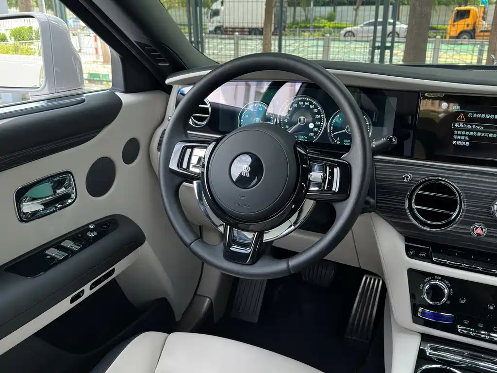 Rolls-Royce Ghost — миниатюра 24