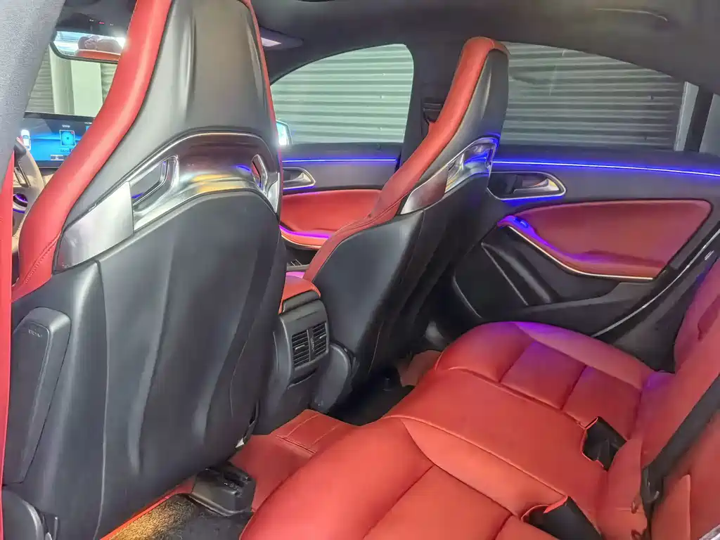 Mercedes-Benz CLA AMG — миниатюра 16