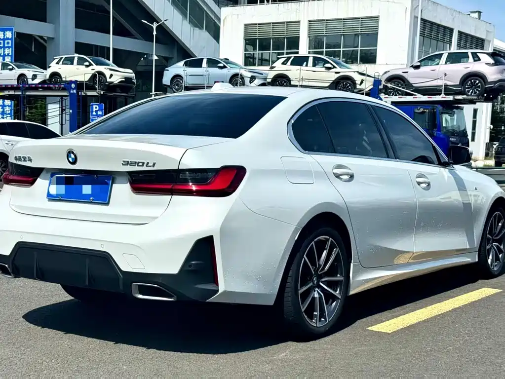 BMW 3 Series — миниатюра 6