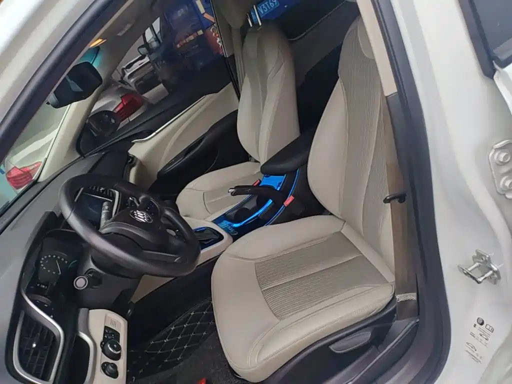 Buick Excelle — миниатюра 15