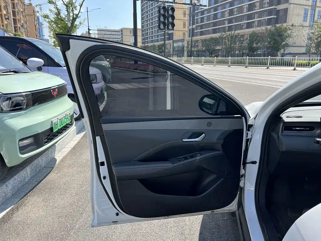 BYD Qin PLUS — миниатюра 13