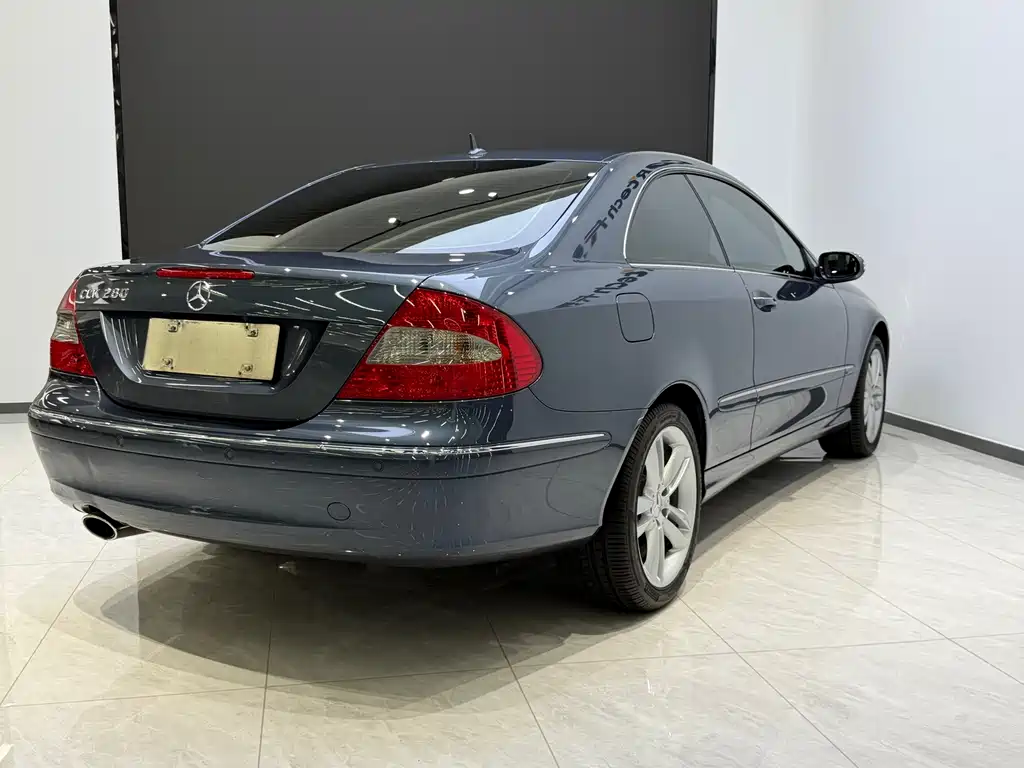 Mercedes-Benz CLK-Class — миниатюра 8