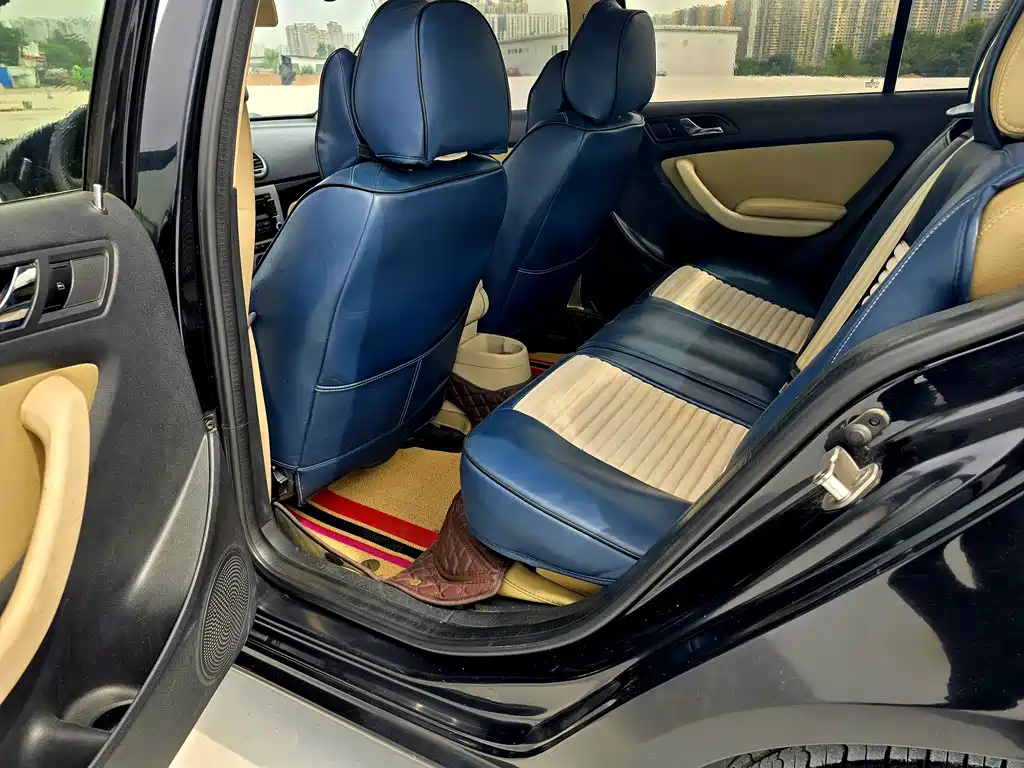 Volkswagen Lavida — миниатюра 8