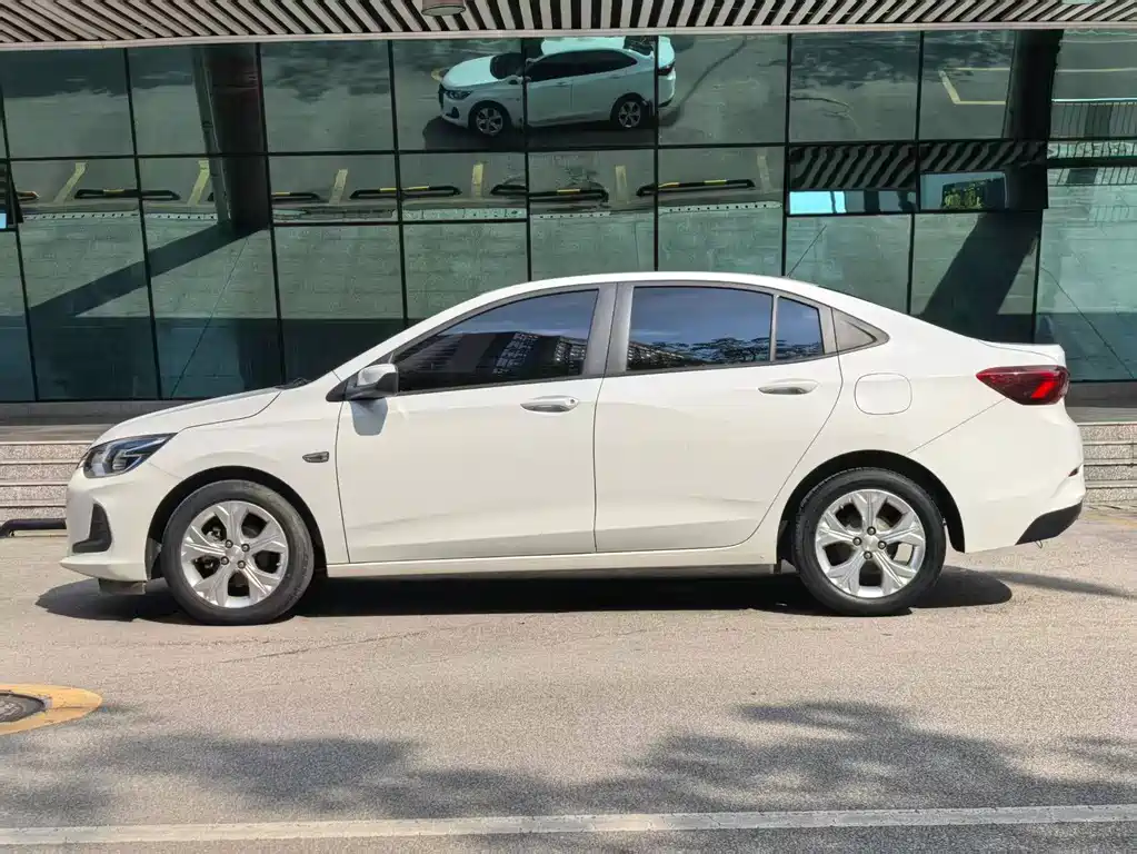 Chevrolet Cavalier — миниатюра 5