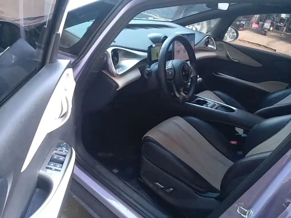 BYD Dolphin — миниатюра 16
