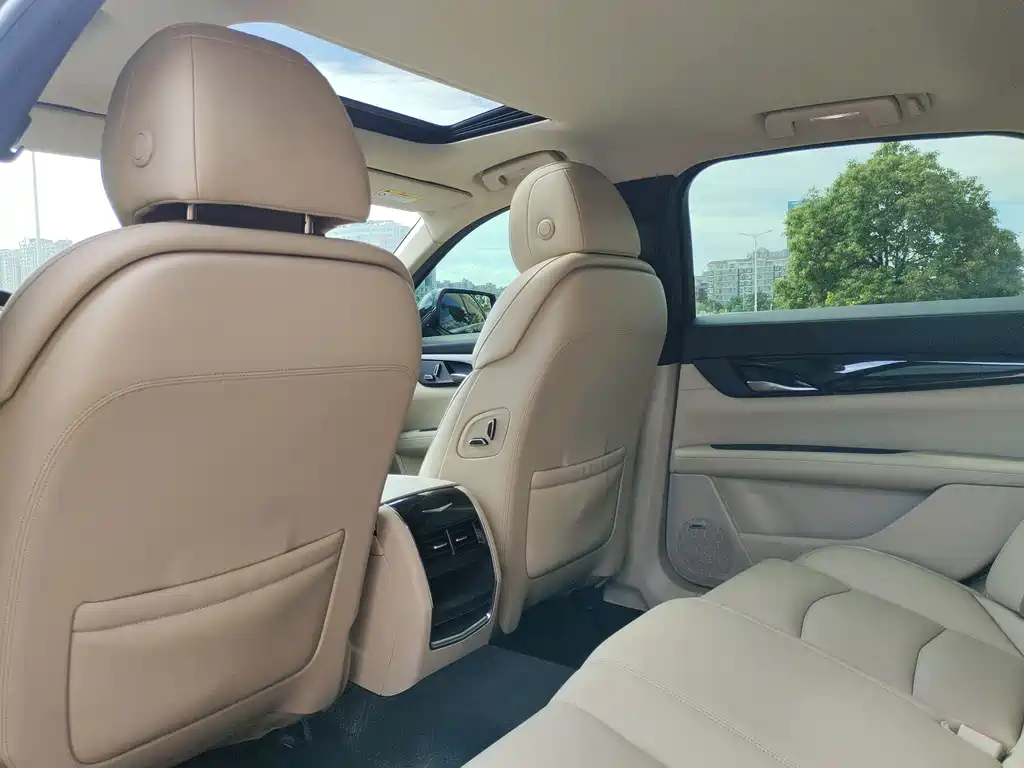 Cadillac CT6 — миниатюра 6