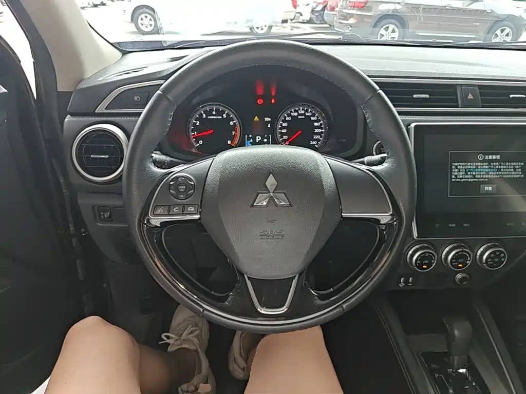 Mitsubishi ASX — миниатюра 11